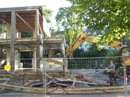 Abriss der Pavillons